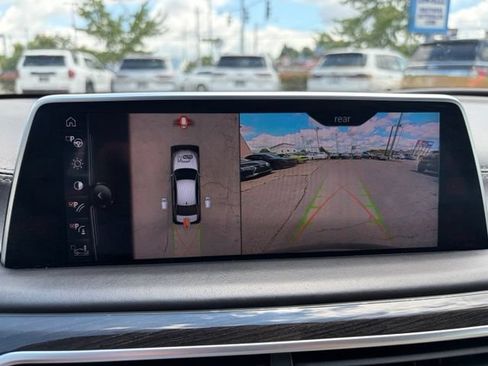 Used 2016 BMW 750i RWD image 24