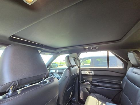 Used 2022 Ford Explorer ST w/ Equipment Group 401A image 12