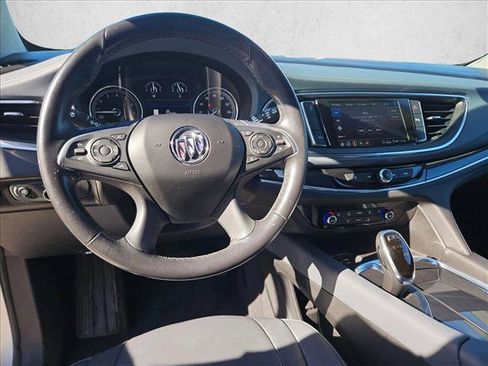 Used 2020 Buick Enclave Essence w/ Sport Touring Edition image 16