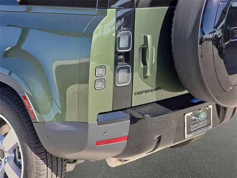 New 2026 Land Rover Defender 110 S image 34
