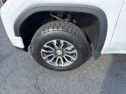 Used 2023 GMC Sierra 1500 AT4 image 22