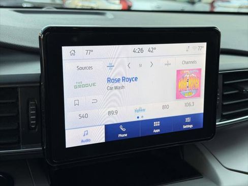 Used 2023 Ford Explorer XLT w/ Equipment Group 202A image 28