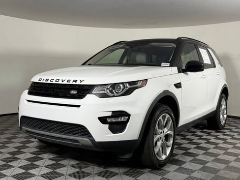 Used 2019 Land Rover Discovery Sport SE AWD/4WD image 2