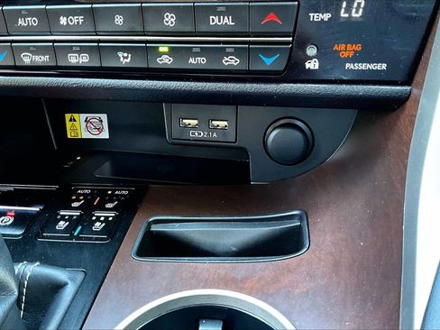 Used 2022 Lexus RX 350 FWD w/ Premium Package image 18