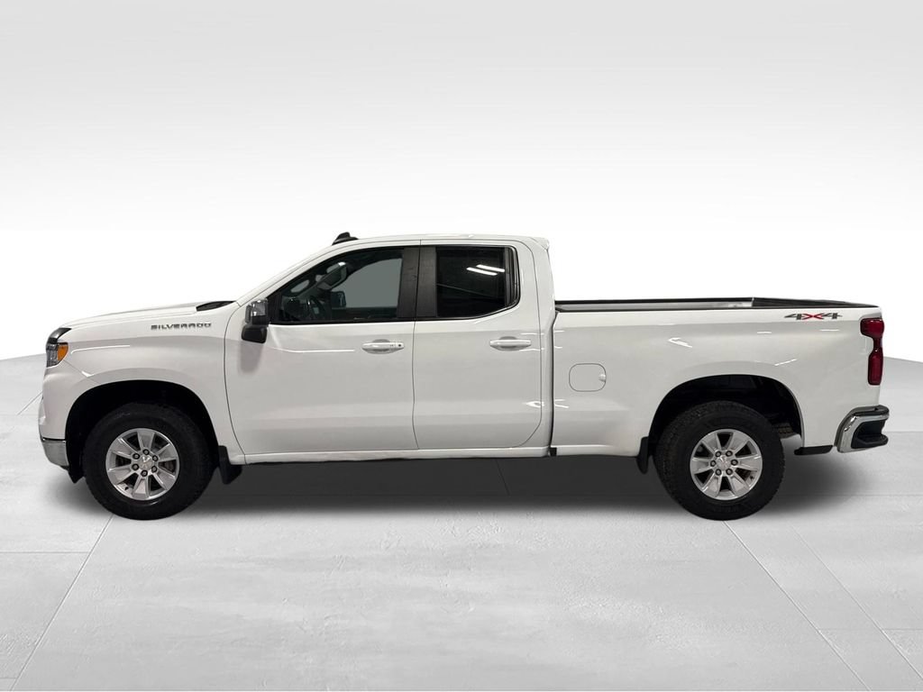 Used 2023 Chevrolet Silverado 1500 LT AWD/4WD image 47