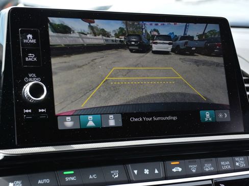 Used 2025 Honda Odyssey Sport-L image 25