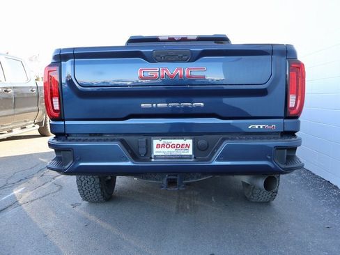 Used 2020 GMC Sierra 2500 AT4 w/ Technology Package image 5