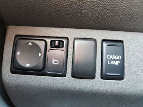 Used 2019 Nissan Frontier SV image 24