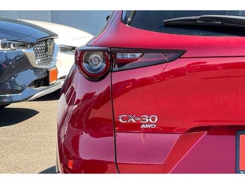 New 2025 MAZDA CX-30 AWD 2.5 S w/ Select Sport Pkg image 25