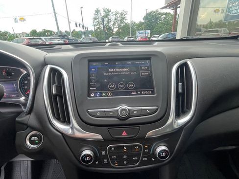 Used 2021 Chevrolet Equinox LT image 28