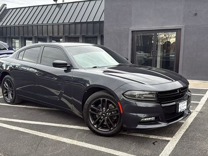 Used 2019 Dodge Charger SXT w/ Blacktop Package