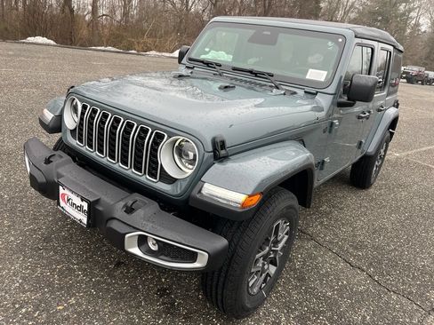 New 2026 Jeep Wrangler Unlimited Sahara w/ Safety Group AWD/4WD image 5