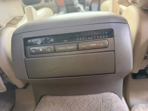 Used 2005 Lexus GX 470 AWD/4WD image 21