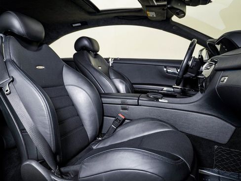 Used 2012 Mercedes-Benz CL 63 AMG image 15