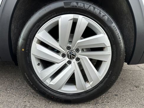 Used 2021 Volkswagen Atlas SEL image 37