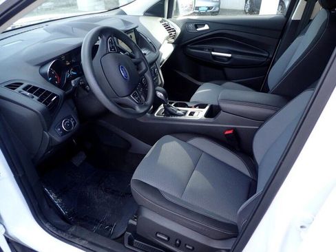 Used 2019 Ford Escape SE image 10
