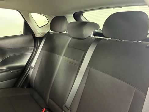 Used 2025 Hyundai Kona SEL image 23