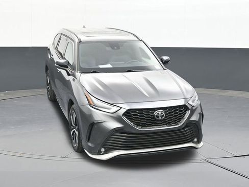 Used 2022 Toyota Highlander XSE image 62