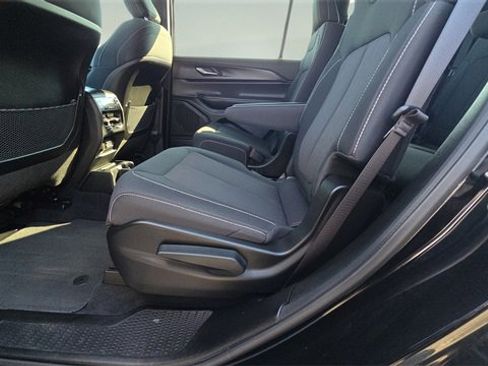 Used 2024 Jeep Grand Cherokee L Laredo w/ Luxury Tech Group I image 18