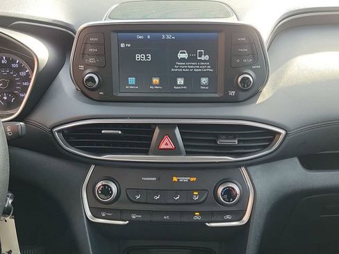 Used 2020 Hyundai Santa Fe SE image 14