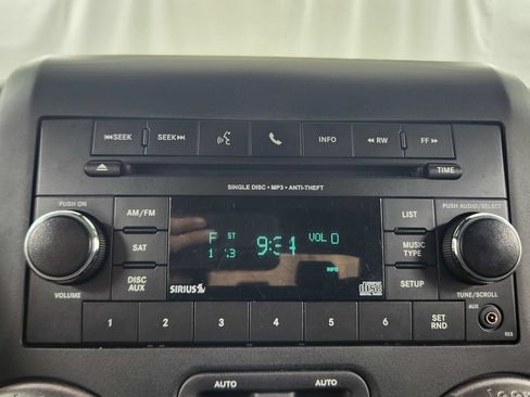 Used 2018 Jeep Wrangler Sport AWD/4WD image 22