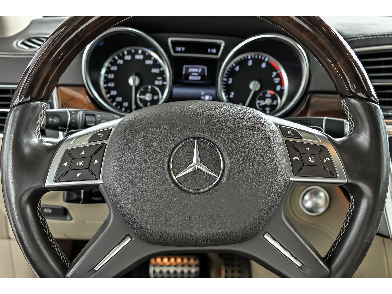 Used 2015 Mercedes-Benz ML 400 4MATIC image 19