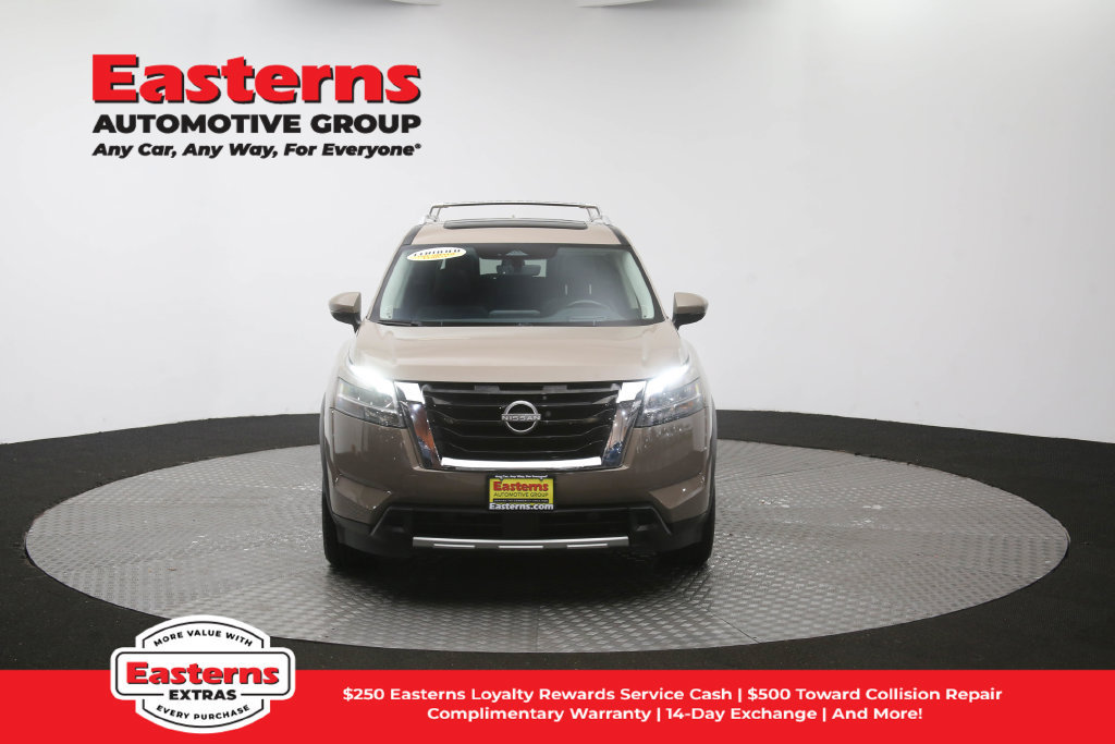 Used 2023 Nissan Pathfinder Platinum w/ Cargo Package AWD/4WD image 56