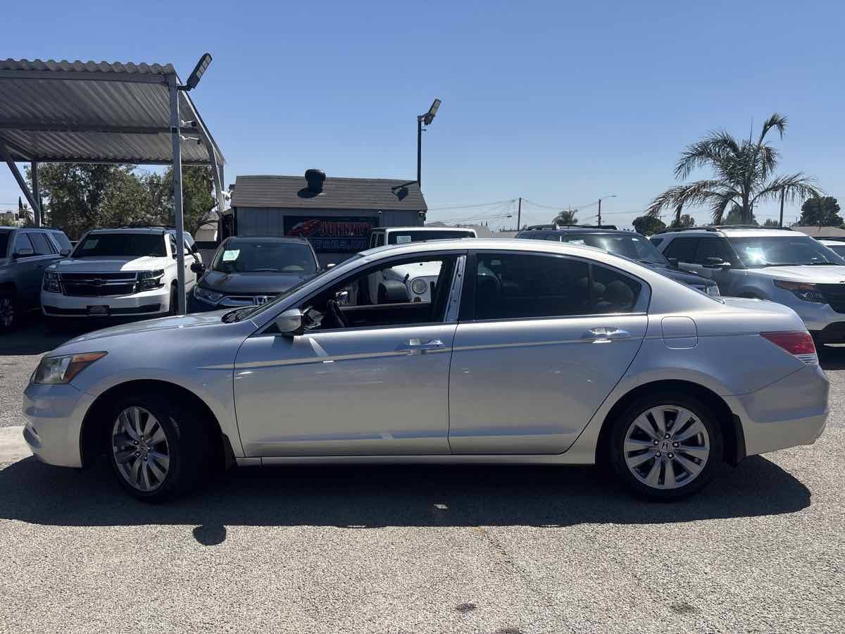 Used 2012 Honda Accord EX-L image 2