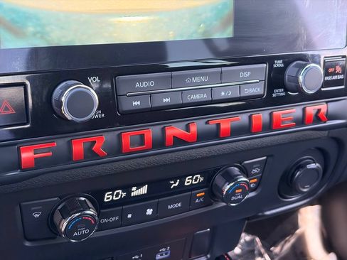Certified 2025 Nissan Frontier PRO-4X AWD/4WD image 22