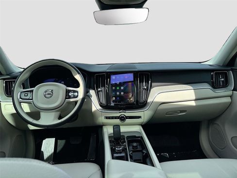 Used 2023 Volvo XC60 B5 Plus w/ Protection Package Premier image 26