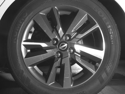 Used 2025 Nissan Versa SV FWD image 14