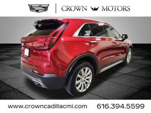 Certified 2023 Cadillac XT4 Premium Luxury w/ Technology Package image 3