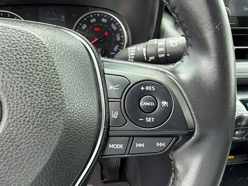 Used 2019 Toyota RAV4 XLE Premium w/ Advanced Technology Package FWD image 26