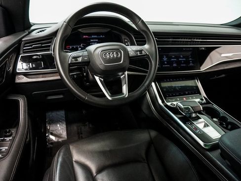 Used 2023 Audi Q8 Prestige w/ Prestige Package image 15