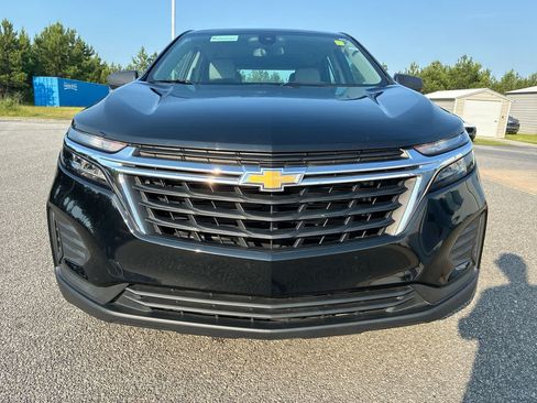 Used 2024 Chevrolet Equinox LS w/ Driver Confidence II Package FWD image 30