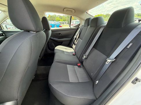 Used 2024 Nissan Sentra SV FWD image 29