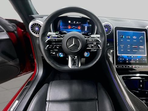 Certified 2022 Mercedes-Benz SL 63 AMG 4MATIC image 6