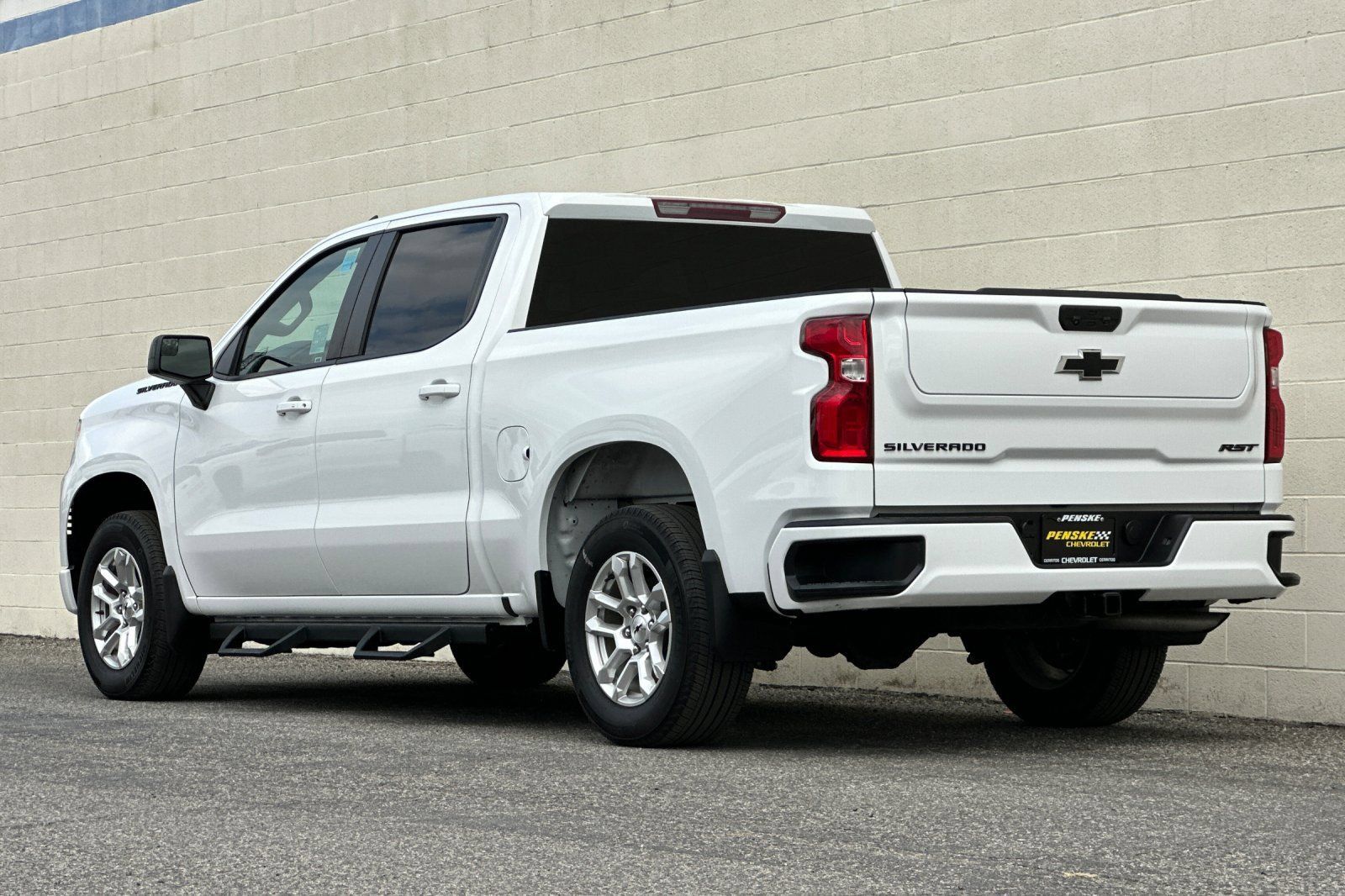 Used 2024 Chevrolet Silverado 1500 RST w/ LPO, Dark Essentials Package RWD image 6