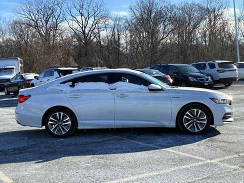 Used 2020 Honda Accord Hybrid image 4