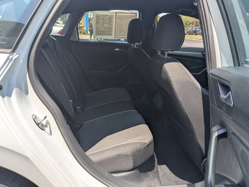 Used 2025 Volkswagen Jetta Sport FWD image 29