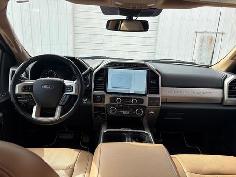 Used 2022 Ford F250 Lariat w/ Lariat Ultimate Package image 12