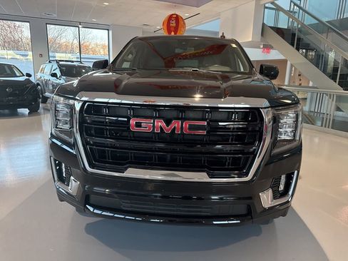 Used 2022 GMC Yukon SLE w/ Gmc Pro Safety Plus Package image 2