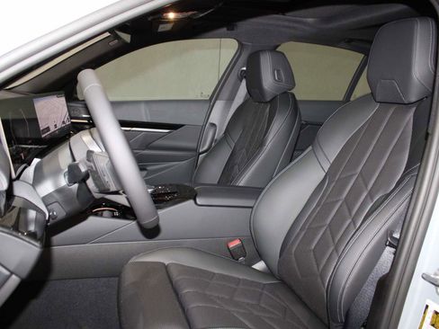 New 2026 BMW 530i w/ M Sport Package image 13