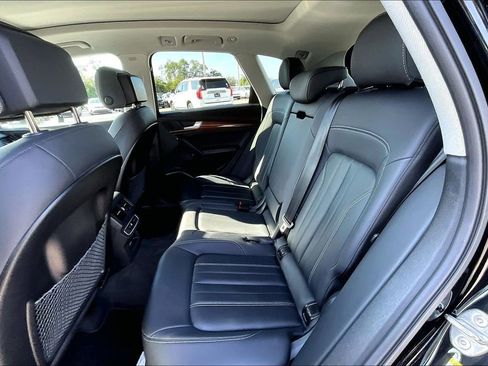 Certified 2023 Audi Q5 2.0T Premium Plus w/ Premium Plus Package AWD/4WD image 17