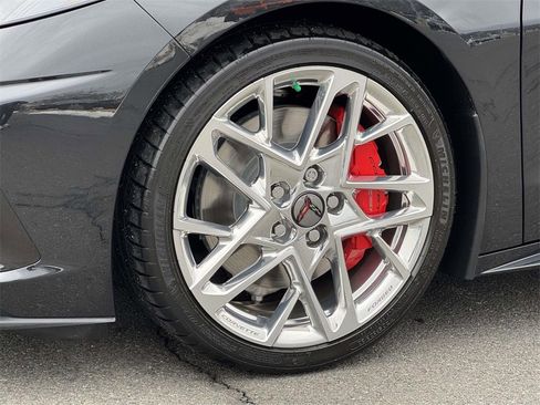 Used 2024 Chevrolet Corvette Stingray Premium Cpe w/ Z51 Performance Package image 10