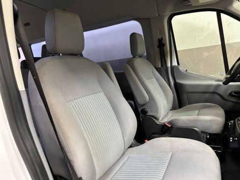 Used 2017 Ford Transit 350 XLT image 44