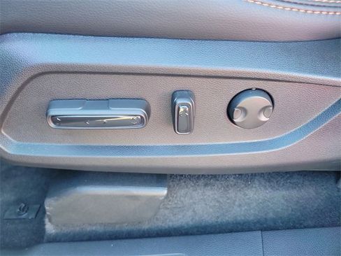 Certified 2025 Honda Pilot TrailSport image 18