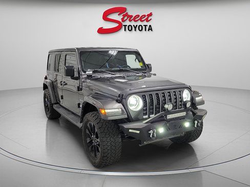 Used 2022 Jeep Wrangler Unlimited Sahara w/ Dual Top Group image 5