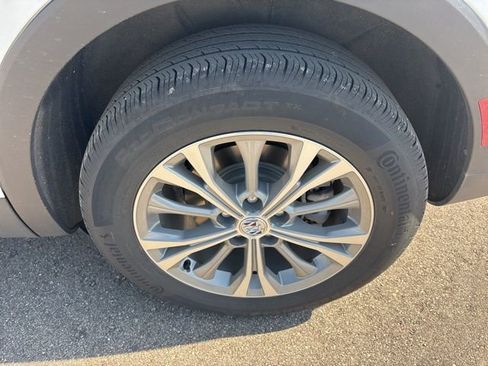 Used 2023 Buick Envision Preferred AWD/4WD image 11