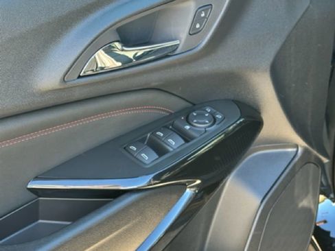 New 2026 Chevrolet Trax RS FWD image 12